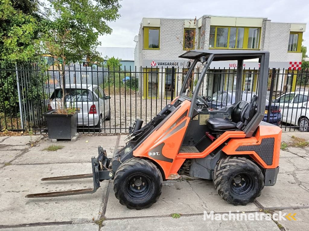 Cast 33 TLS minishovel mini loader giant avant 1400kg