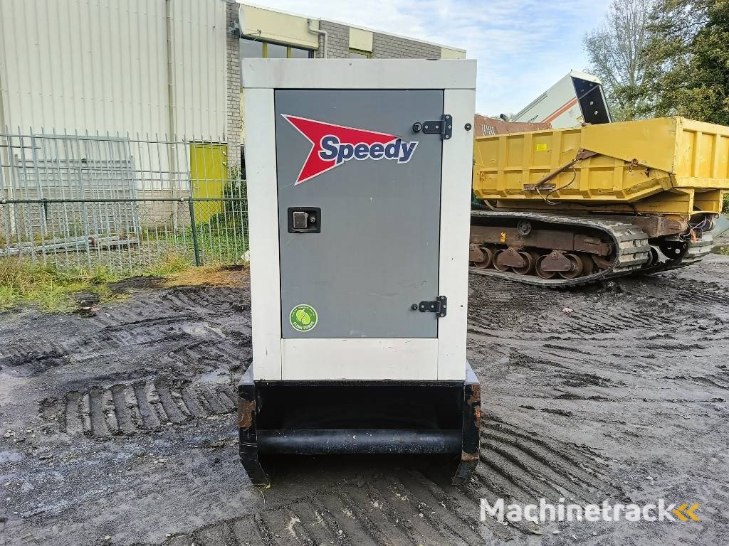 Sdmo R220 C3 220 kva generator john deere 318A