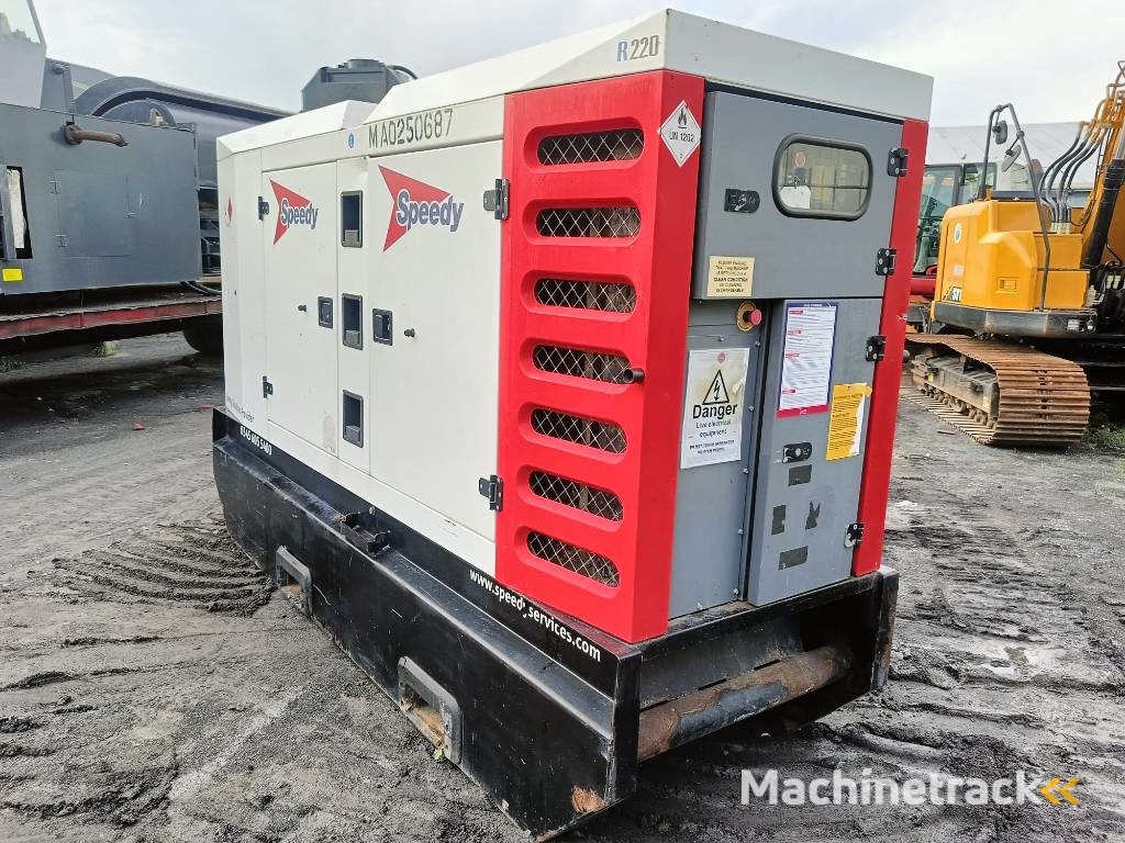 Sdmo R220 C3 220 kva generator john deere 318A