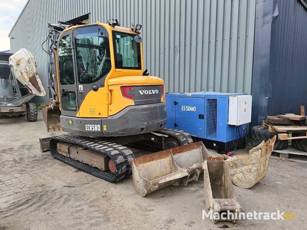 Volvo ECR 58 D rups graafmachine tracked excavator bagge