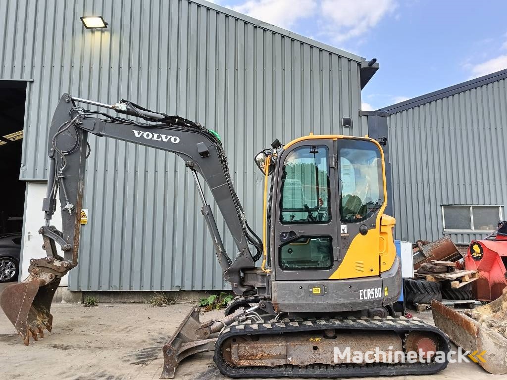 Volvo ECR 58 D rups graafmachine tracked excavator bagge