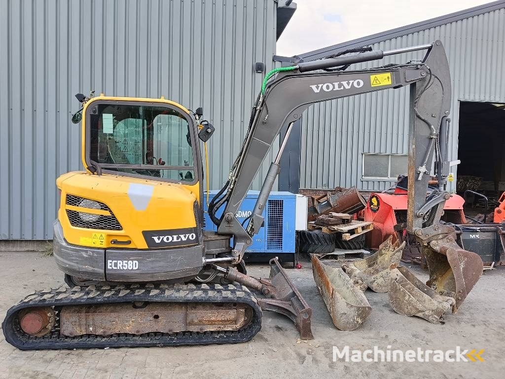 Volvo ECR 58 D rups graafmachine tracked excavator bagge