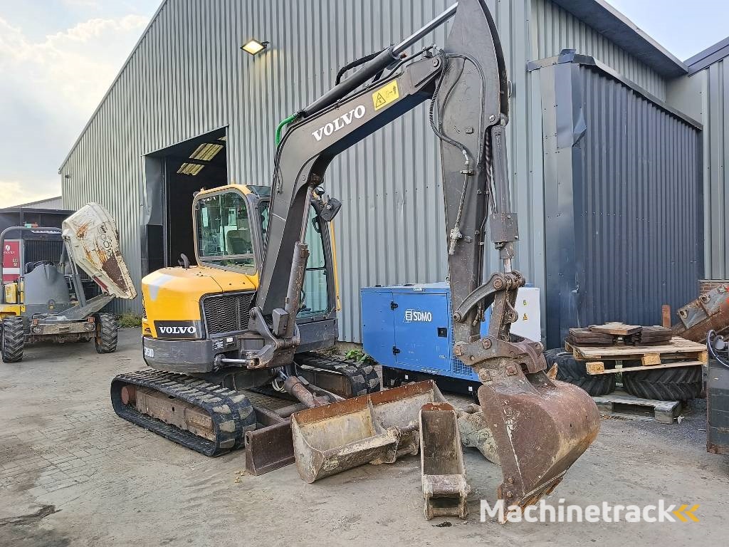Volvo ECR 58 D rups graafmachine tracked excavator bagge