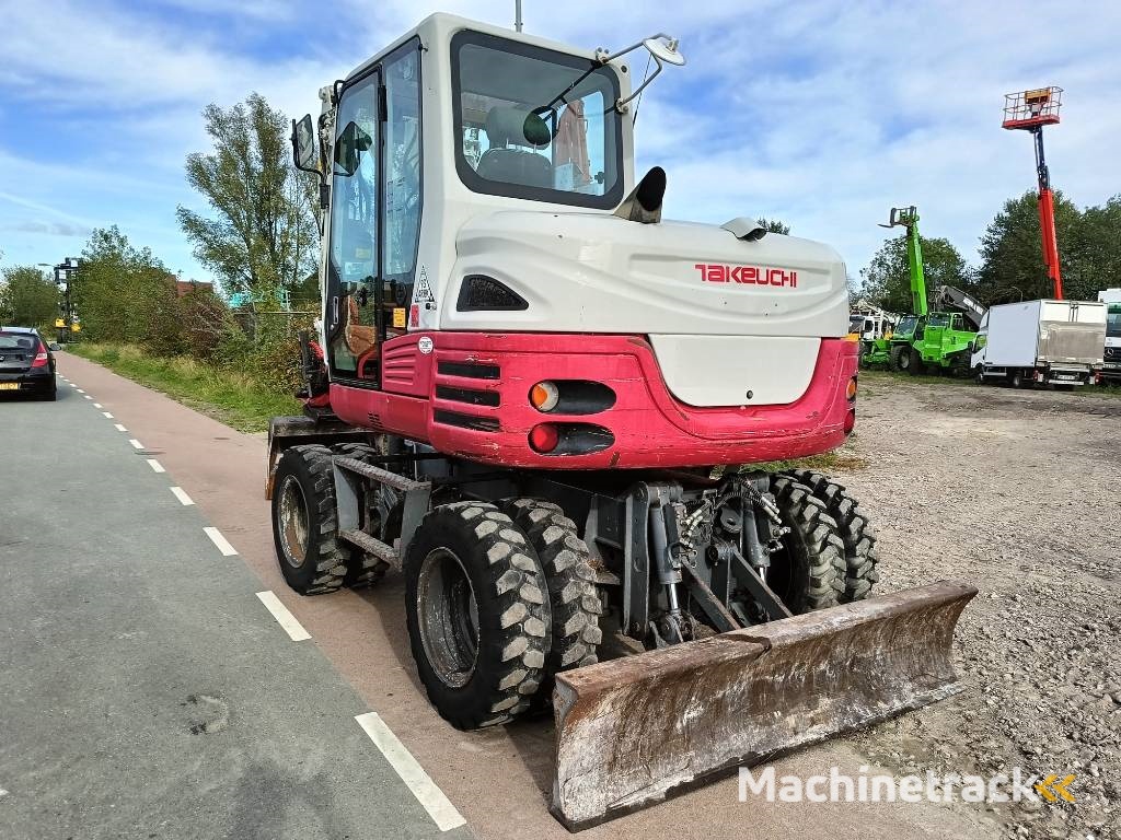 Takeuchi TB 295 W mobiele graafmachine mobile excavator