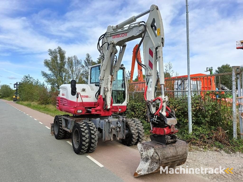 Takeuchi TB 295 W mobiele graafmachine mobile excavator