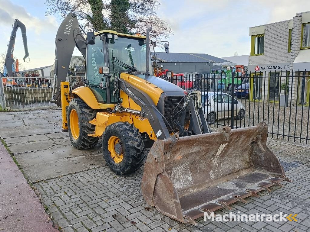 Volvo BL 61 + graaflaad combinatie backhoe loader lader