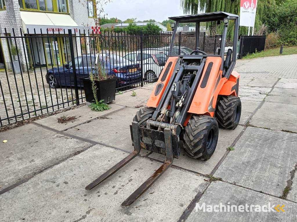 Cast 33 TLS minishovel mini loader giant avant 1400kg