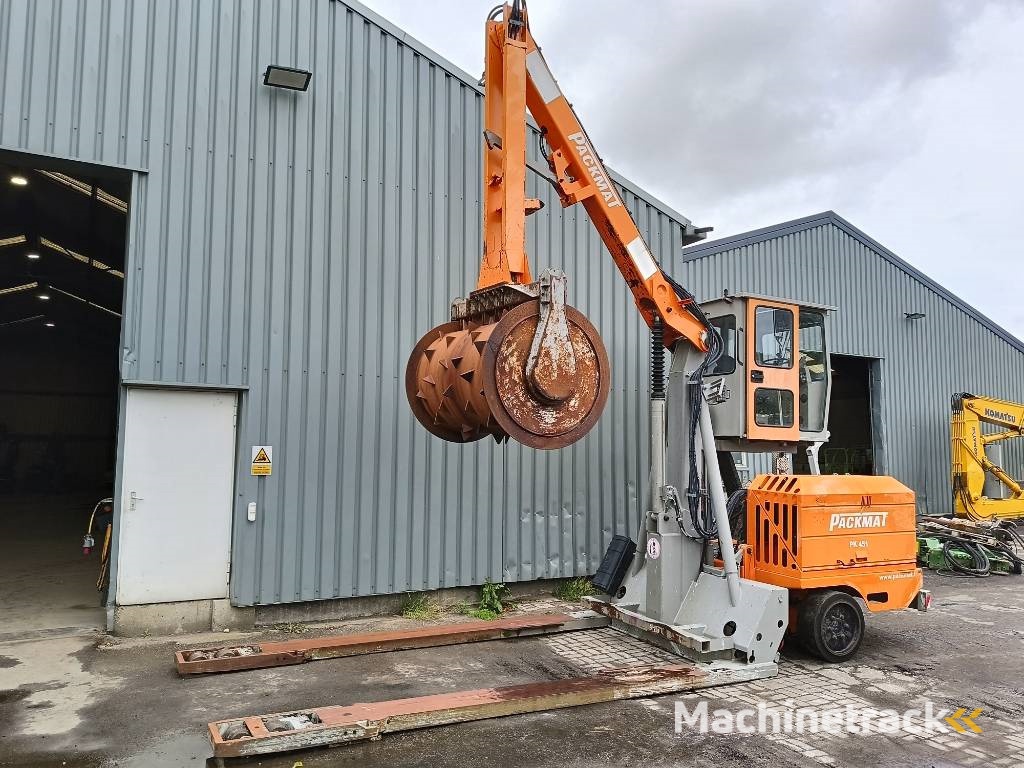 packmat PK451containeraandruk afval arm compactor