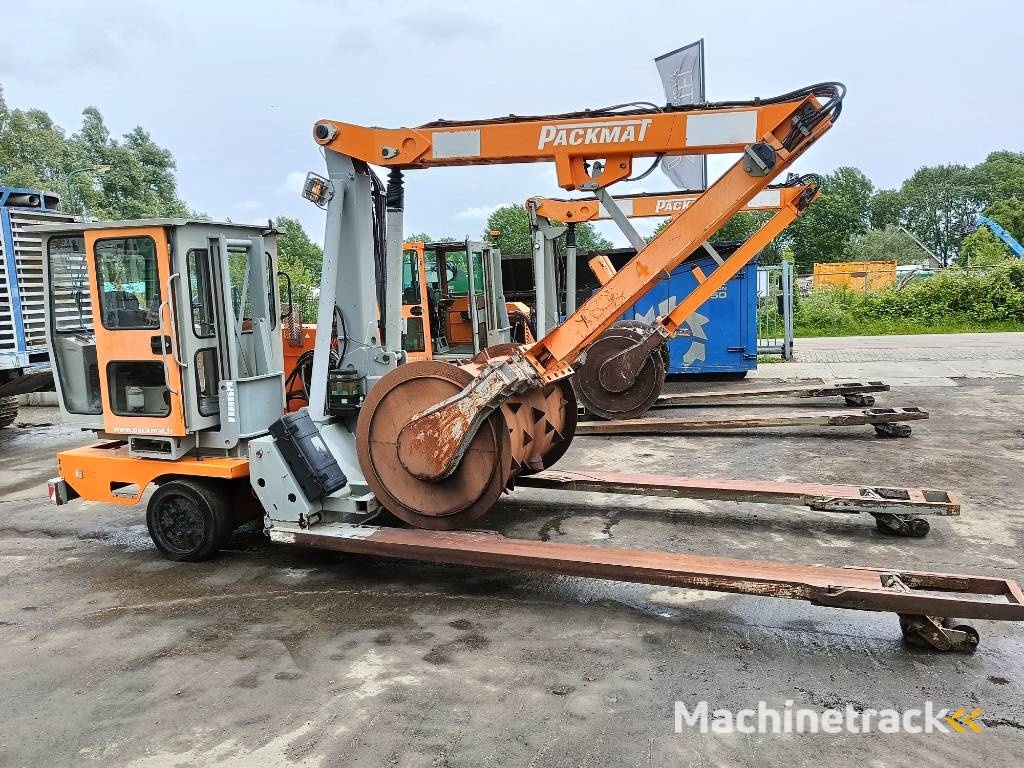 packmat PK451containeraandruk afval arm compactor