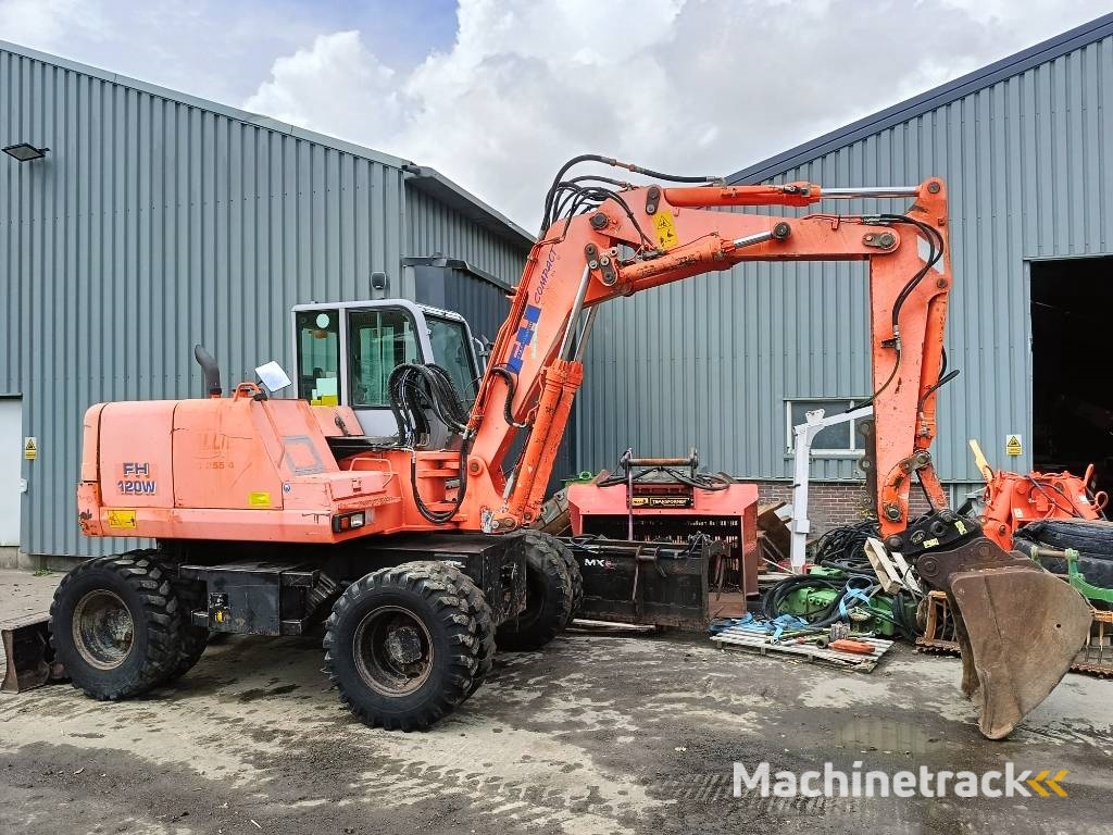 Fiat-Hitachi FH120W bandenkraan Wheel Excavator graafmachine