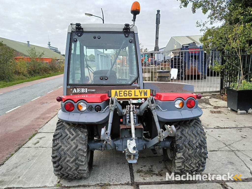 Aebi TT240 T-traction maaier mower berg traktor