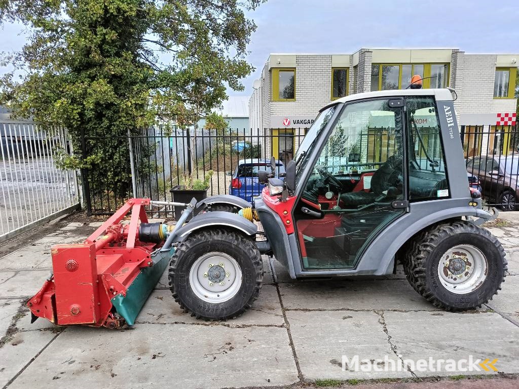 Aebi TT240 T-traction maaier mower berg traktor
