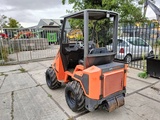 Minituur van Cast 33 TLS minishovel mini loader giant avant 1400kg