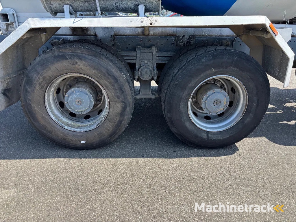 Mercedes-Benz Atego 2628 8m3 mixer 6  X 4