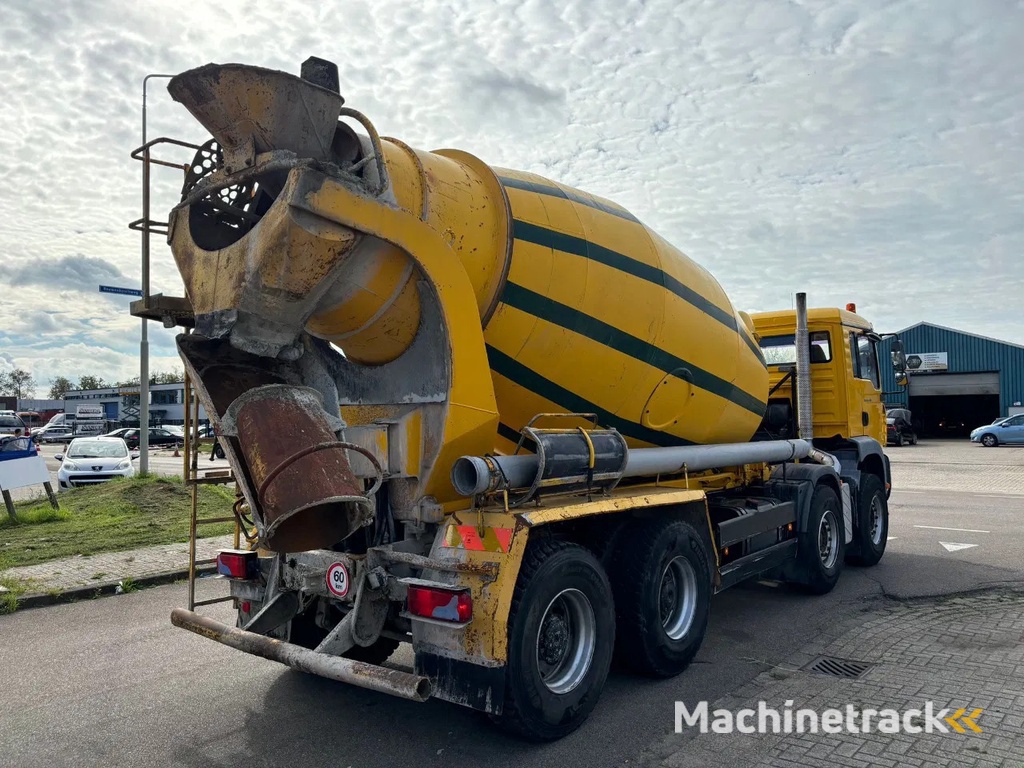 MAN TGA 35.400 8 X 4 MIXER