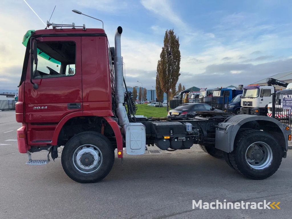 Mercedes-Benz Actros 2044 4x4