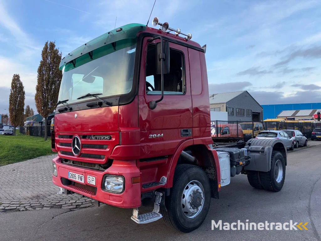 Mercedes-Benz Actros 2044 4x4