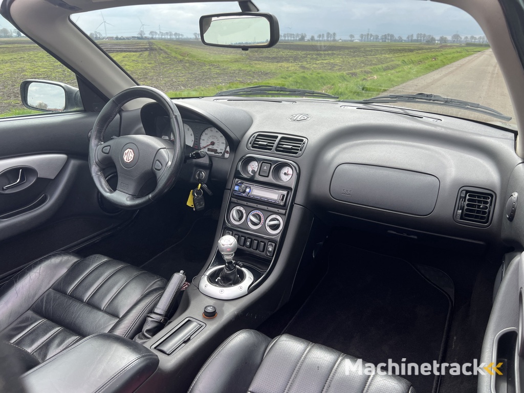 MG F 1.8i