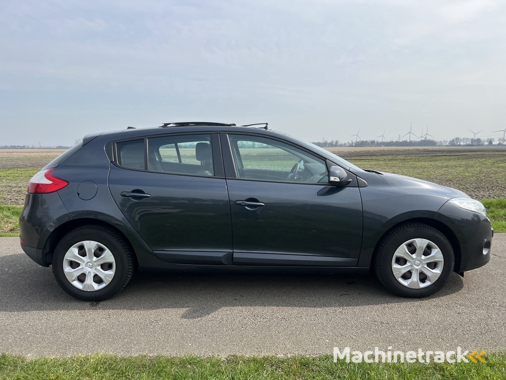 Renault Mégane 1.6 Expression NAVI / SCHUIFDAK / ECC / CRUISE