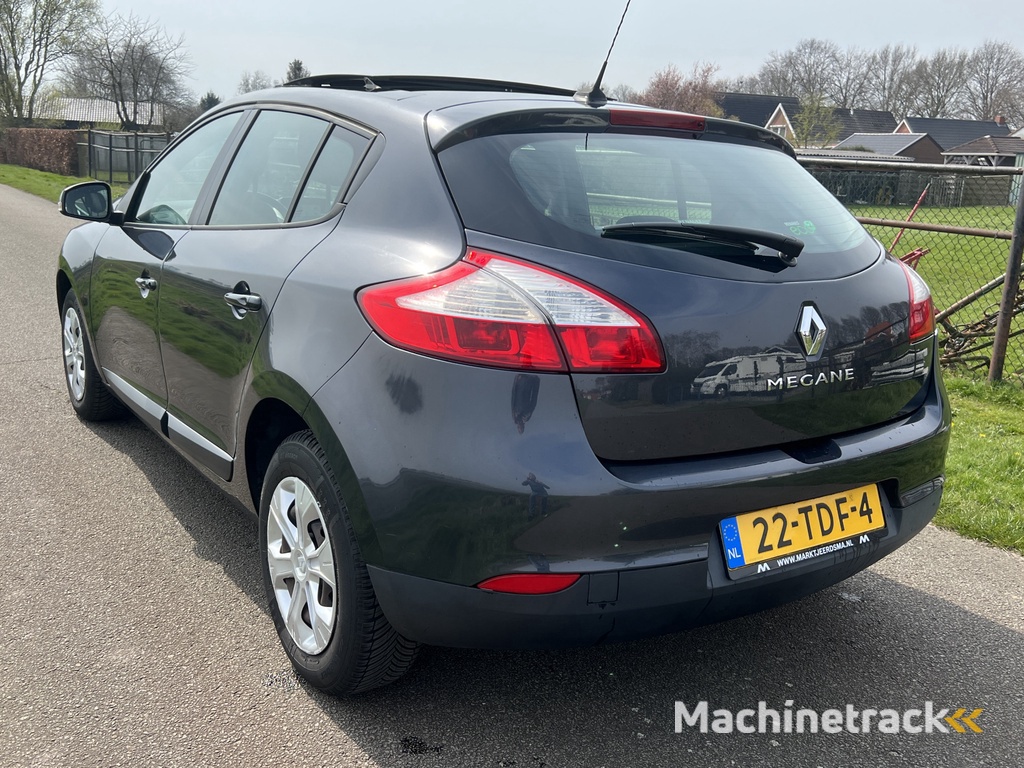 Renault Mégane 1.6 Expression NAVI / SCHUIFDAK / ECC / CRUISE