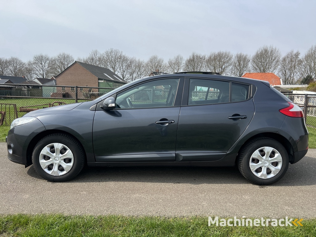 Renault Mégane 1.6 Expression NAVI / SCHUIFDAK / ECC / CRUISE