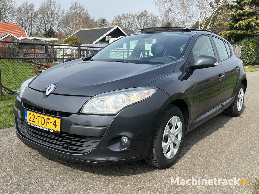 Renault Mégane 1.6 Expression NAVI / SCHUIFDAK / ECC / CRUISE