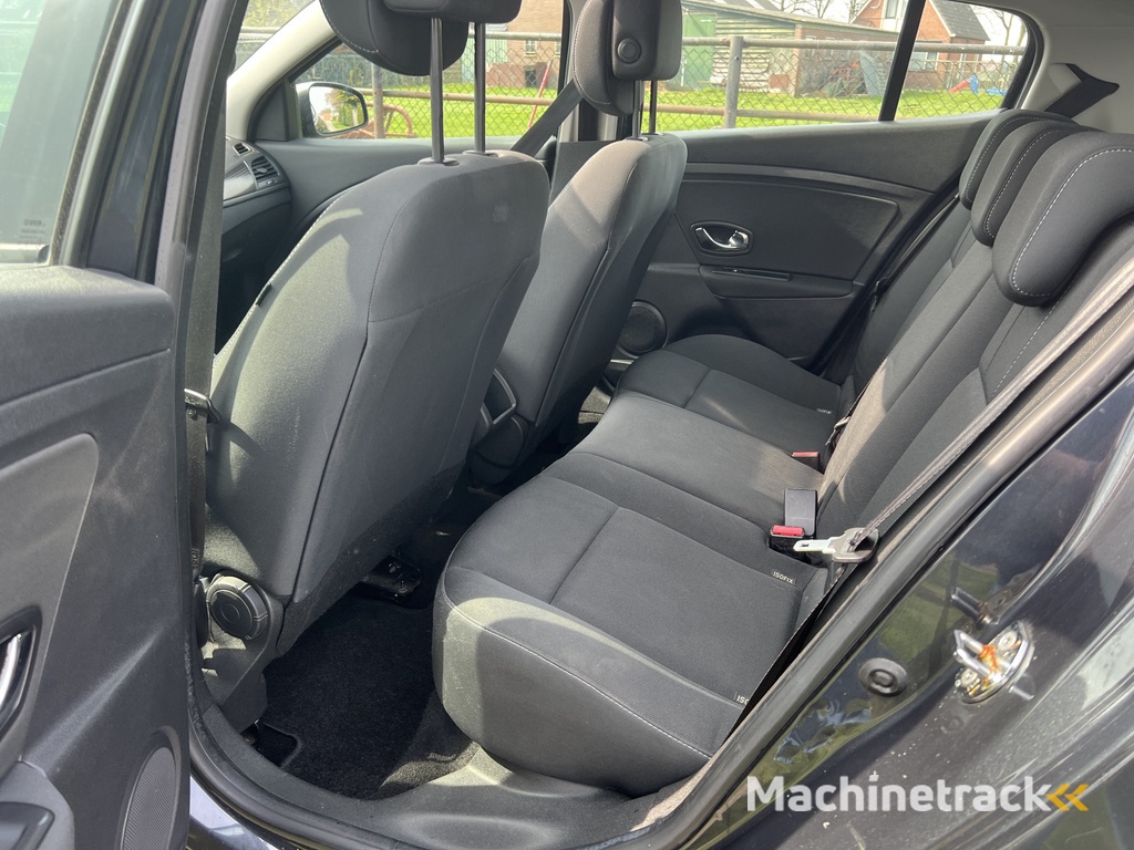 Renault Mégane 1.6 Expression NAVI / SCHUIFDAK / ECC / CRUISE