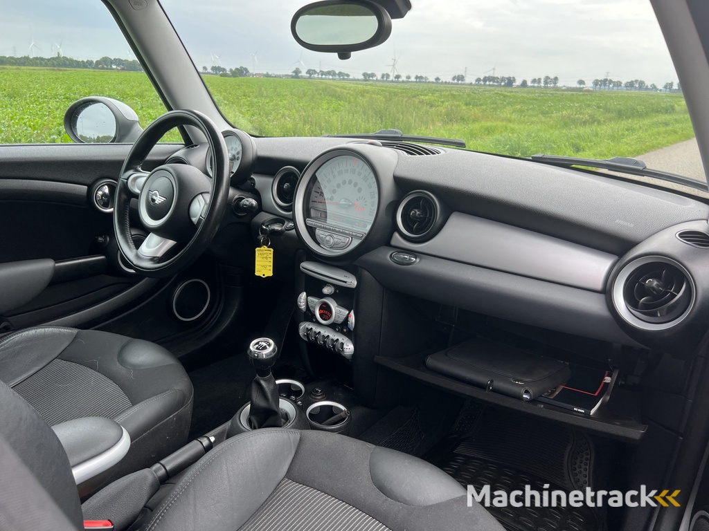 MINI Mini 1.4 One Pepper ECC / HALF LEER / APK 08-2026