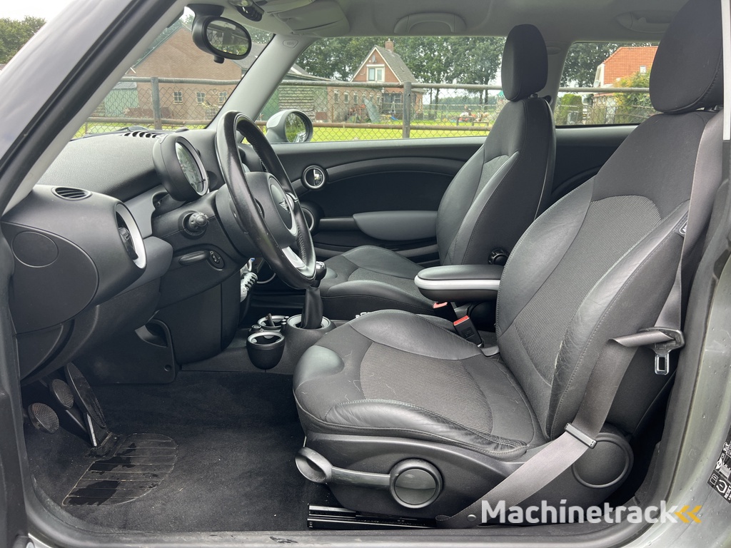 MINI Mini 1.4 One Pepper ECC / HALF LEER / APK 08-2026