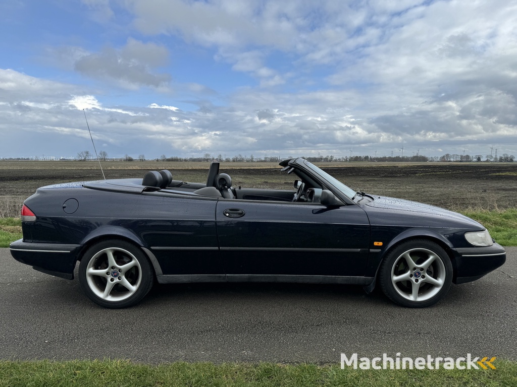 Saab 900 Cabrio 2.3 SE