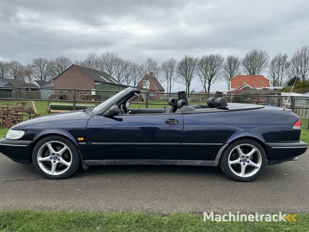 Saab 900 Cabrio 2.3 SE