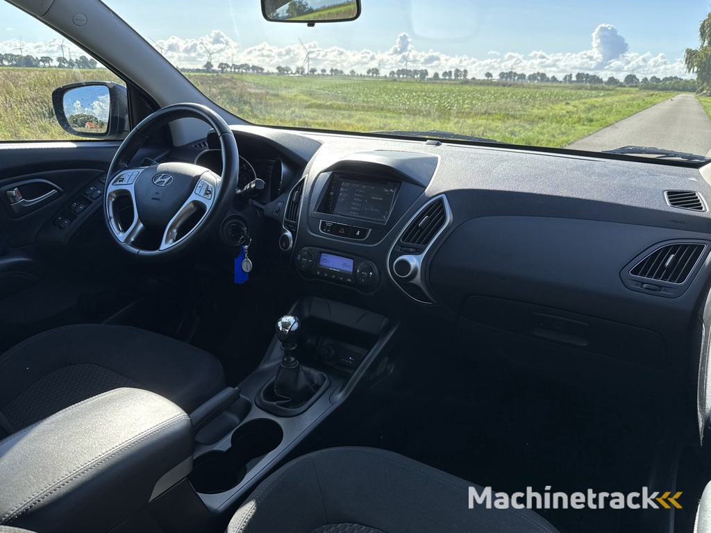 Hyundai ix35 1.6i GDI Dynamic NAVI/PDC/CRUISE/BLUETOOTH/APK 09-2026!