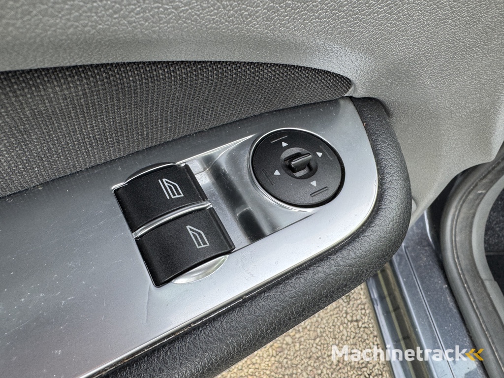 Ford Focus Wagon 1.6 Comfort Airco / Cruise