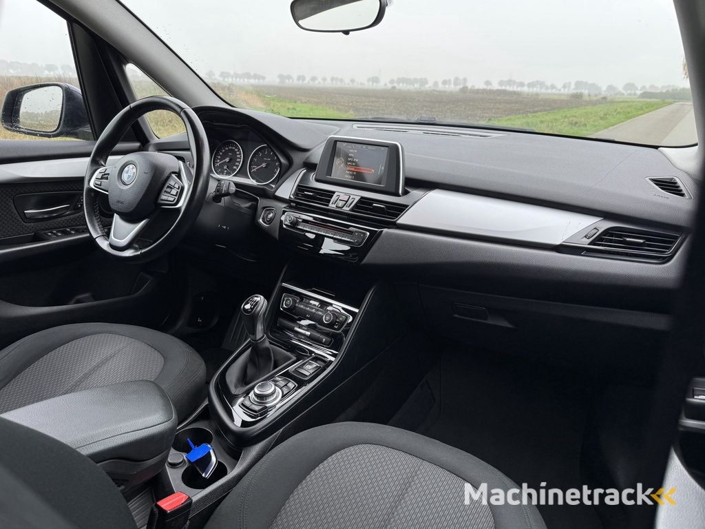 BMW 2-serie Active Tourer 218i Executive ECC/CRUISE/NAVI/PDC