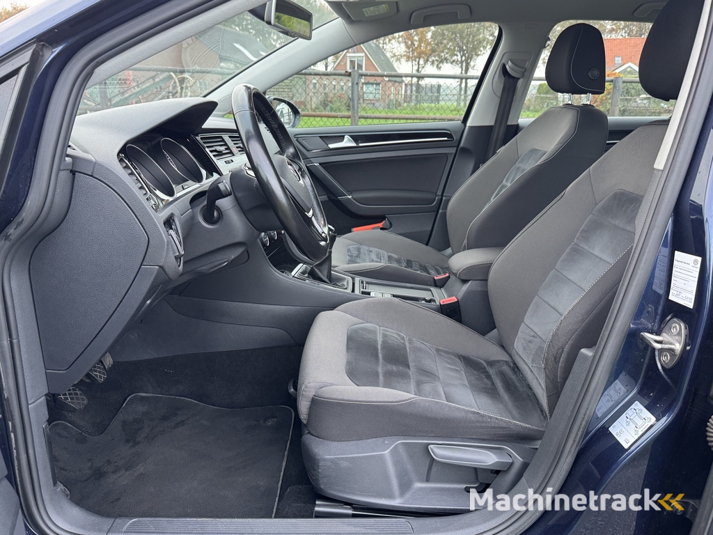 Volkswagen Golf 1.4 TSI Highline NAVI/ECC/CRUISE/ NL-AUTO!