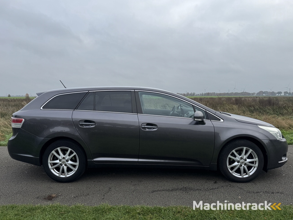 Toyota Avensis Wagon 1.8 VVTi Business NAVI/CAMERA/ECC/CRUISE