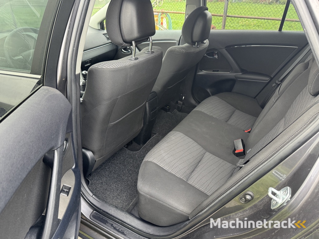 Toyota Avensis Wagon 1.8 VVTi Business NAVI/CAMERA/ECC/CRUISE