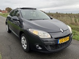 Minituur van Renault Mégane 1.6 Expression Navi/ECC/Cruise/Schuifdak