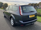 Minituur van Ford Focus Wagon 1.6 Comfort Airco / Cruise