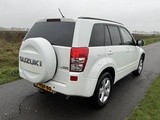 Minituur van Suzuki Grand Vitara 1.9 Exclusive ECC/CRUISE/GRIJS KENTEKEN