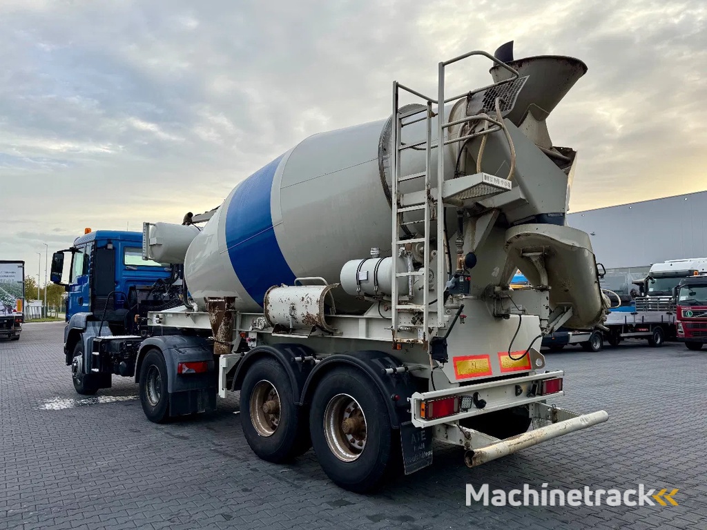 MAN TGS 18.400 4x4 / Euro 5 / Muller Mitteltal Mixer trailer / Liebherr / 10 m3 / Only 252231km