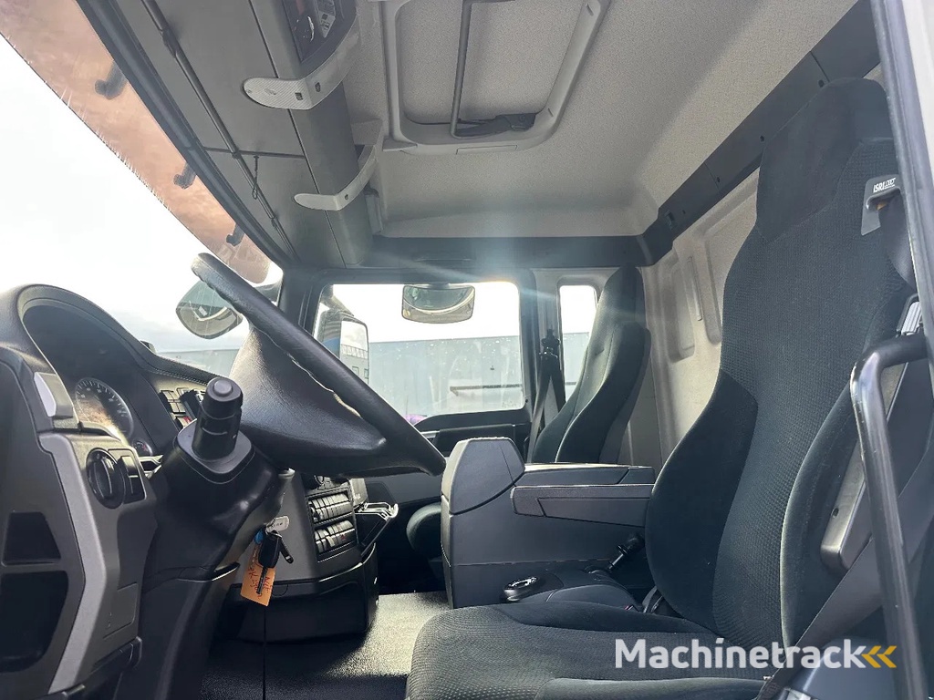 MAN TGS 26.400 6X2-4 LL / Euro 6 / Only 275058km / Palfinger PK29002 D / PJ 060 B