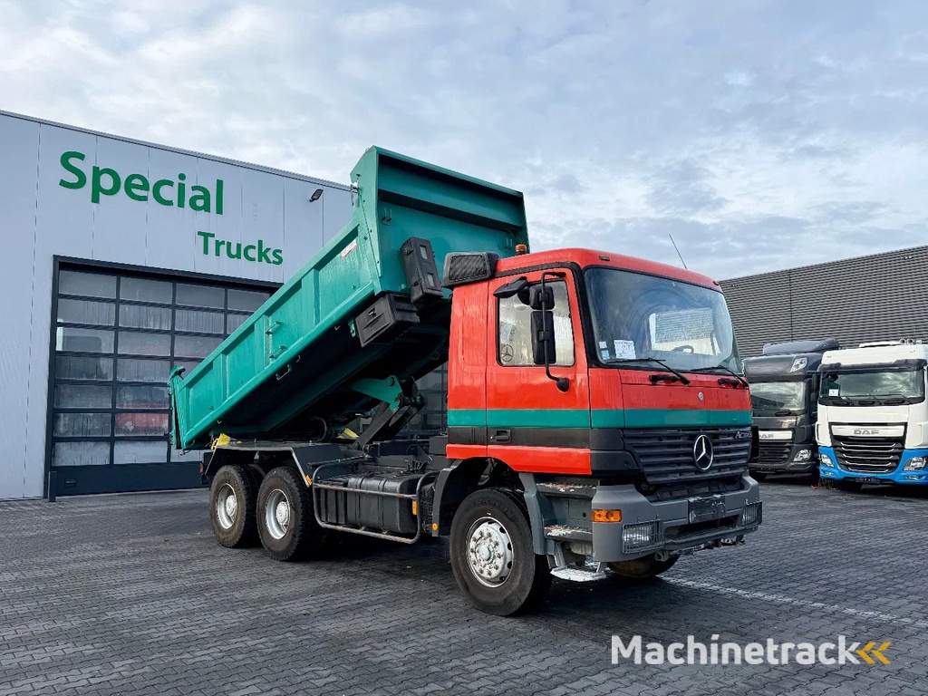 Mercedes-Benz Actros 3331 6x4 / 3 Way kipper / Bordmatic