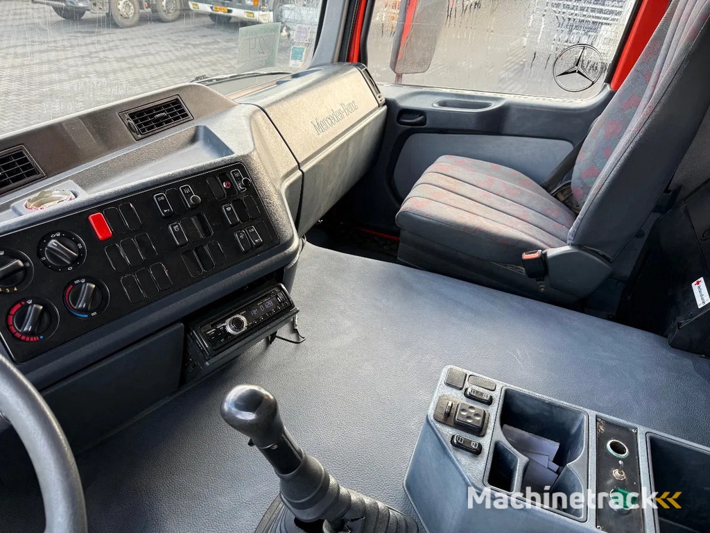 Mercedes-Benz Actros 3331 6x4 / 3 Way kipper / Bordmatic