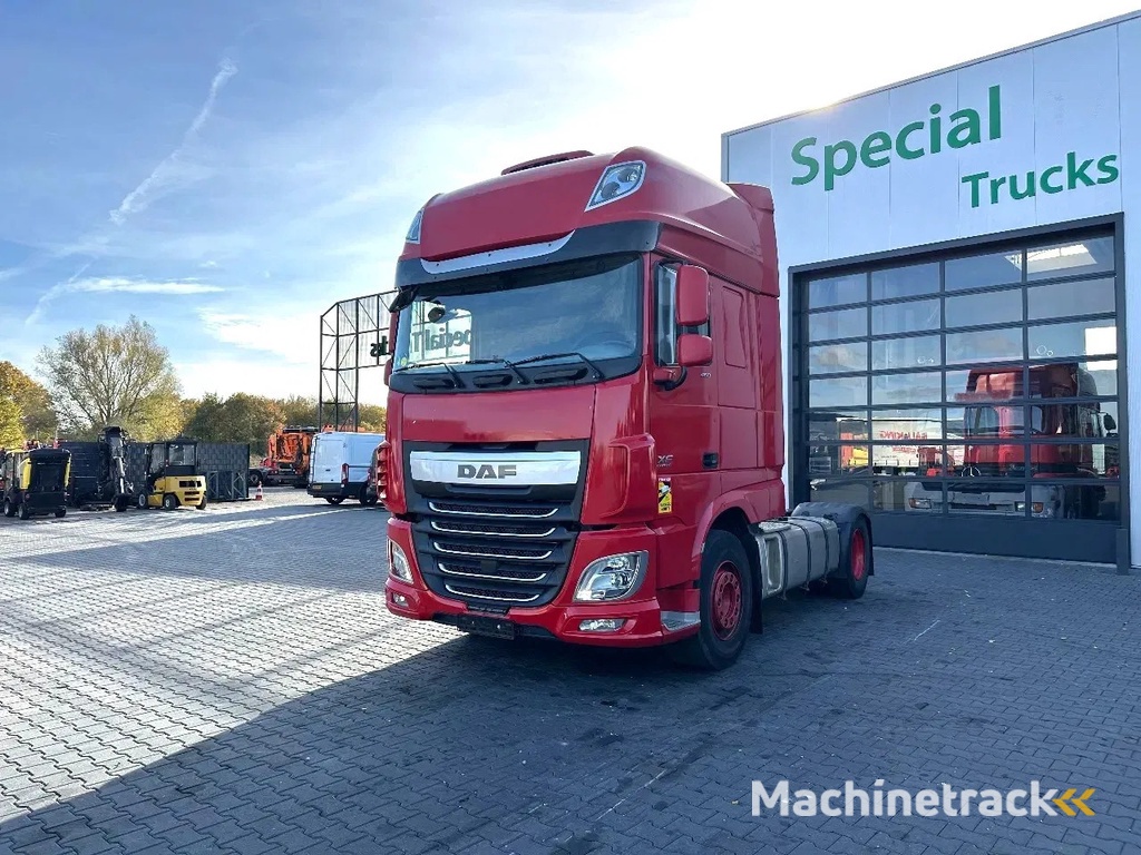 DAF XF 460 DAF XF 460 Euro 6 / Super Space Cab / Retarder / Spoilers / Stand airco