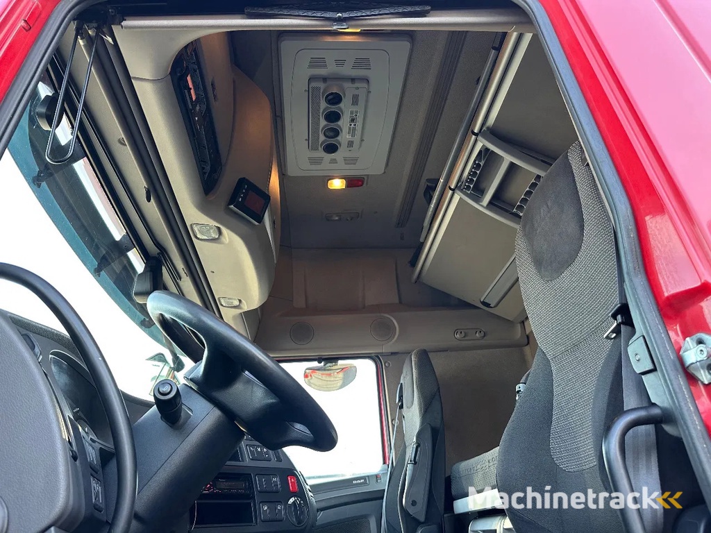 DAF XF 460 DAF XF 460 Euro 6 / Super Space Cab / Retarder / Spoilers / Stand airco