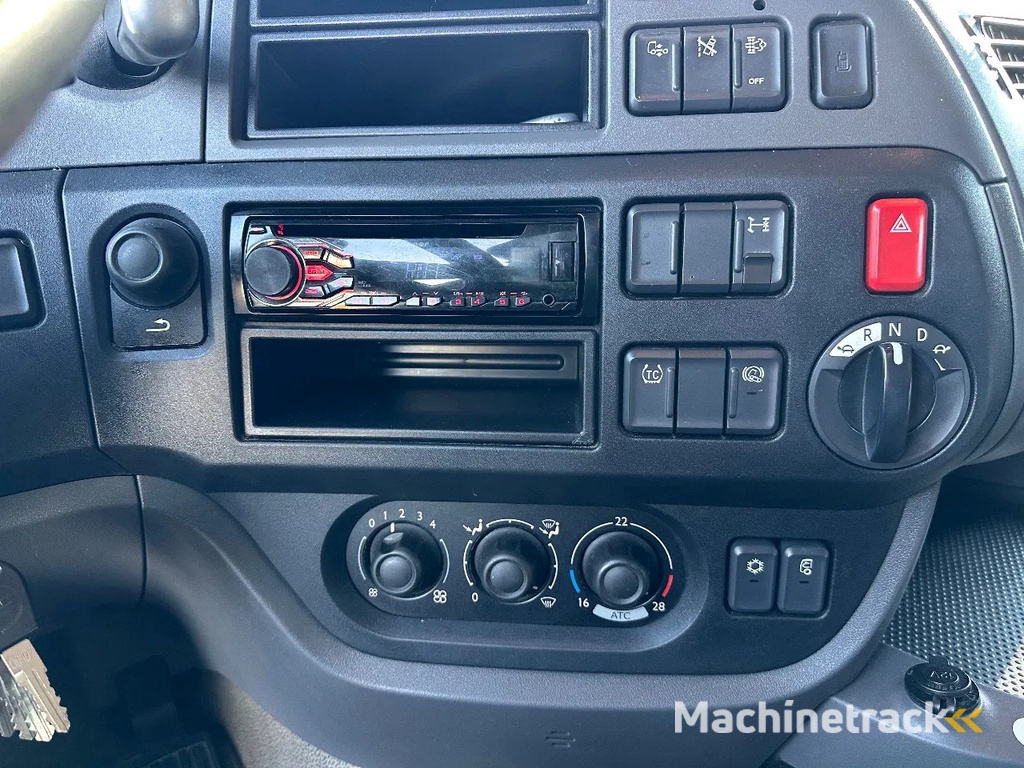 DAF XF 460 DAF XF 460 Euro 6 / Super Space Cab / Retarder / Spoilers / Stand airco