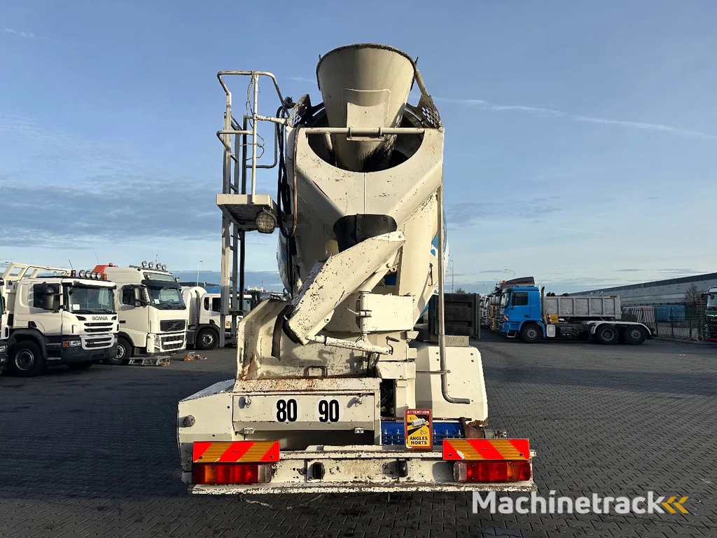 Scania P114-380 6x4 / Schwing Stetter AM 7 / BP400 / Chape en ciment / Cement dekvloer / Cement screed