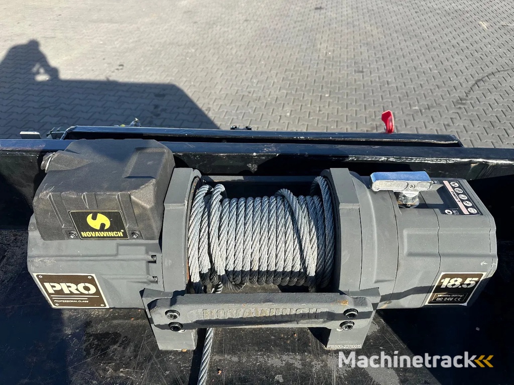 FISCHER VS MONT / Dieplader / Truck Transport Trailer