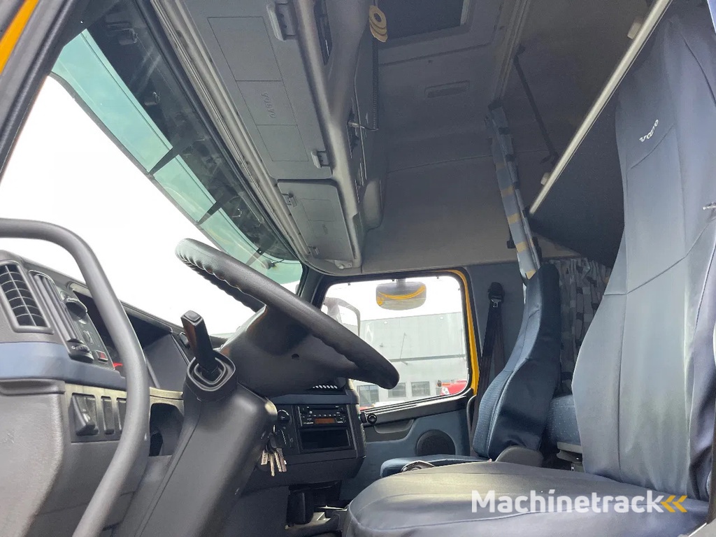 Volvo FH 400 4x2 / Globetrotter XL / Euro 5 / Spoilers / Side skirts